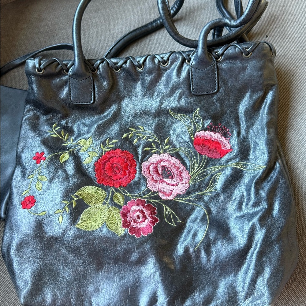 Great American Leatherworks Black Floral Tote Bag with Pouch
